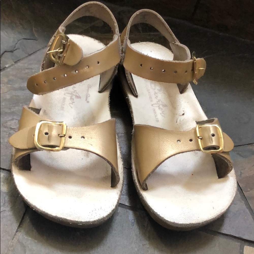 Salt water sandals for toddler size 10